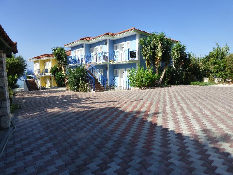 Milos Studios Lourdata  Exterior foto